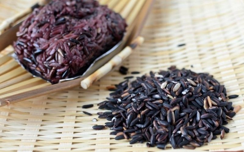 Giá nếp cẩm dao động theo chất lượng và nguồn gốc sản phẩm